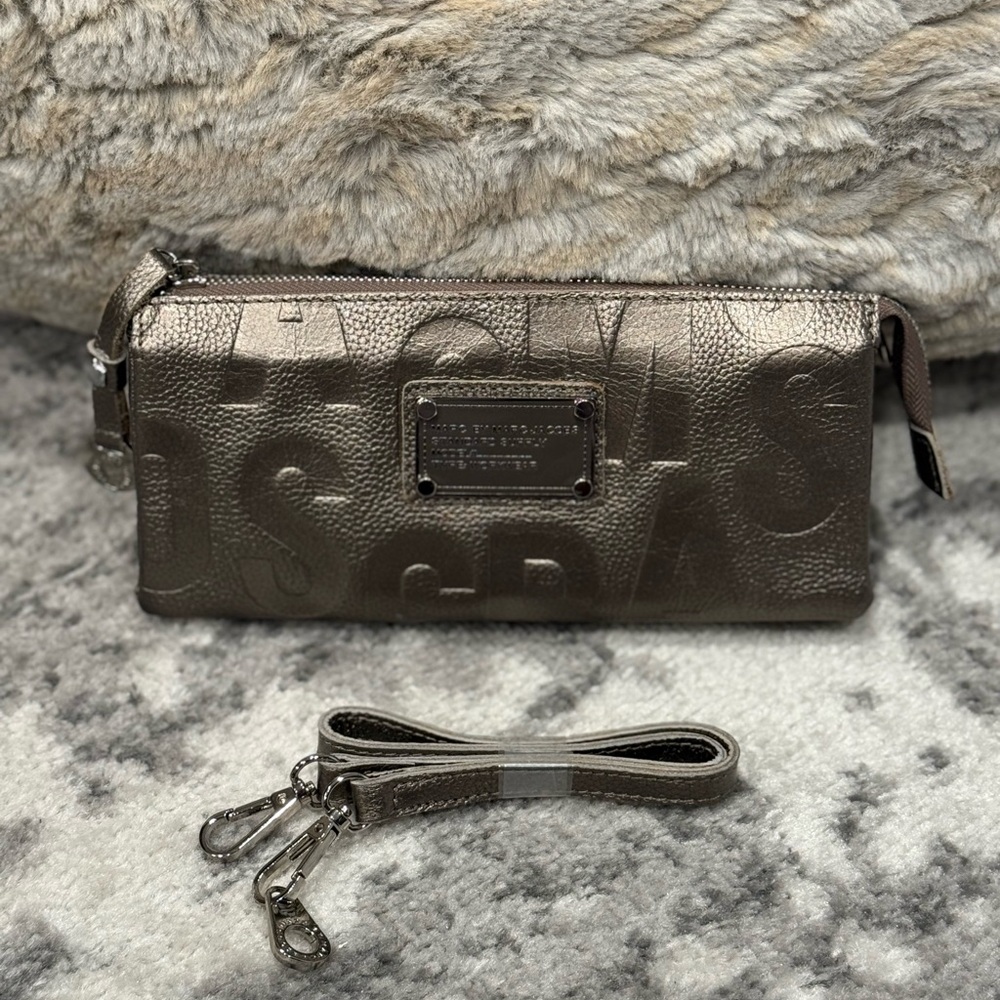 Marc by Marc Jacobs Copper Continental Embossed Pebbled Leather Clutch Small Bag